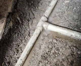 梁河漏水维修电话